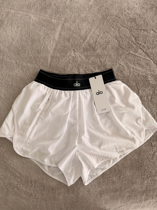 ALO Yoga Pants - ALO Yoga White Athletic Shorts with Black Elastic Waistband